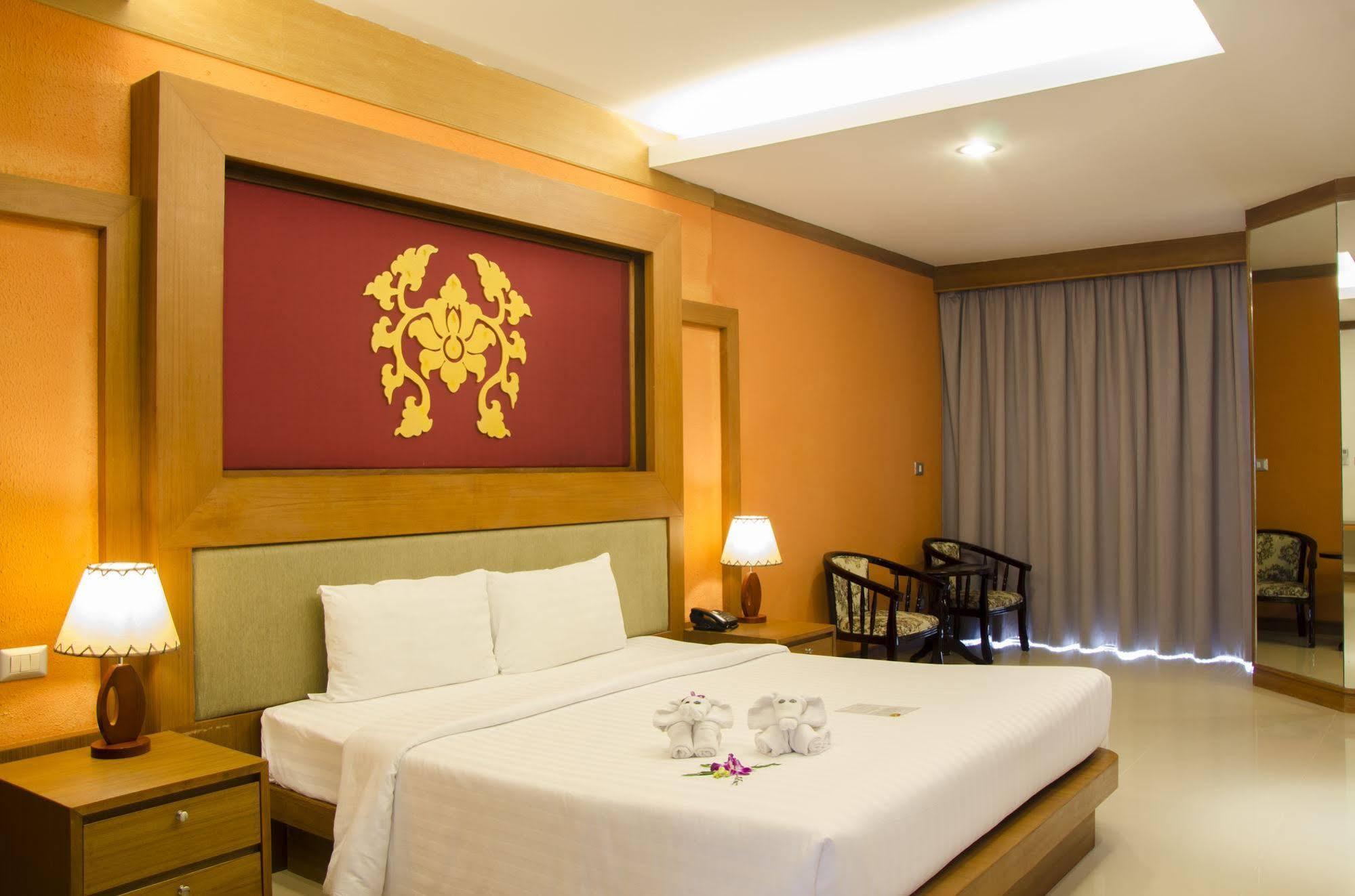 Shanaya Beach Resort & Spa Phuket パトン エクステリア 写真